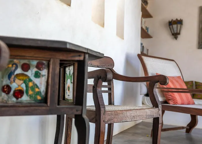 Subira House