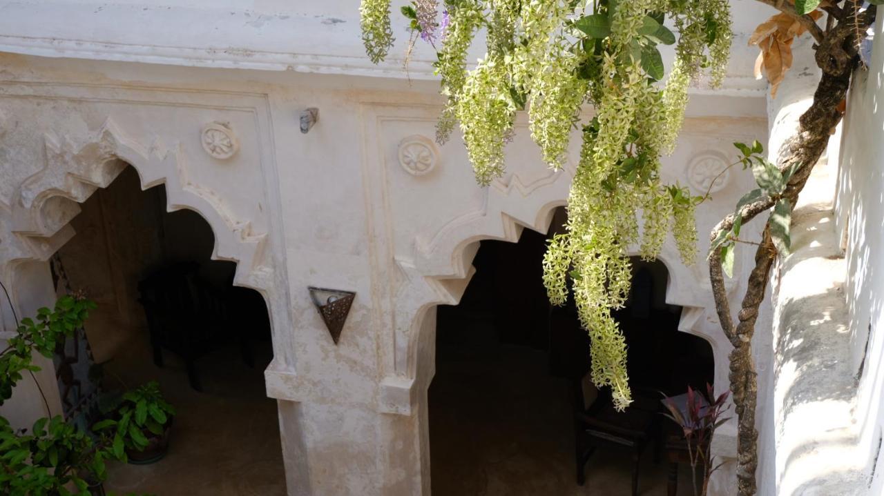 बिस्तर और नाश्ता Subira House