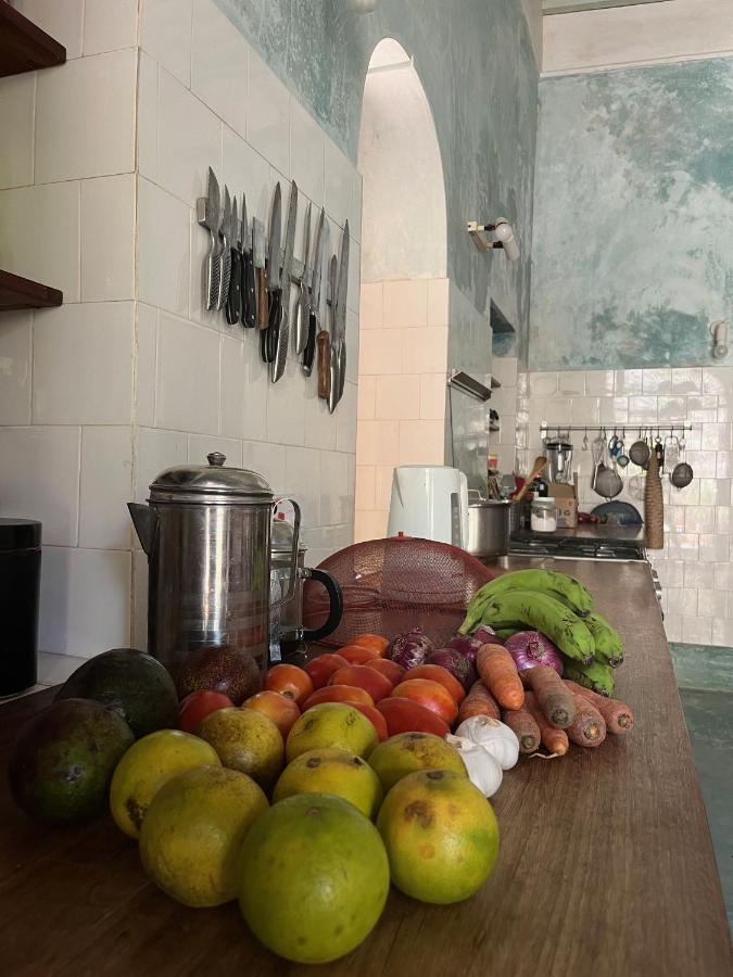 Subira House Bed & Breakfast