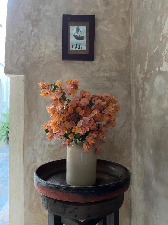 Subira House Bed & Breakfast