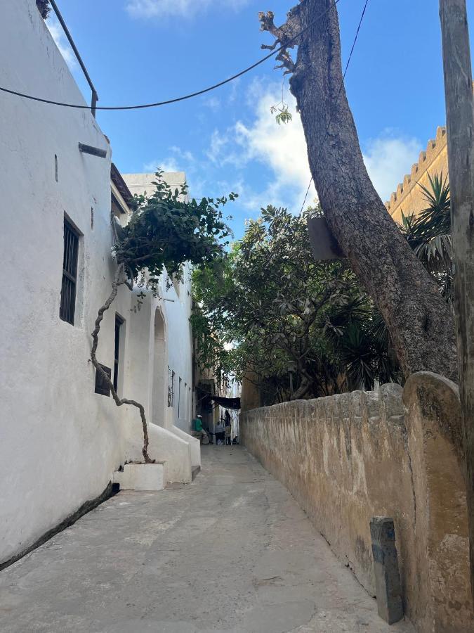 Bed & Breakfast Subira House Lamu