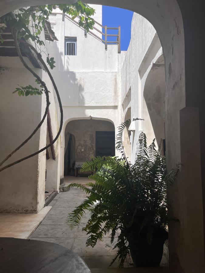 Subira House 4*